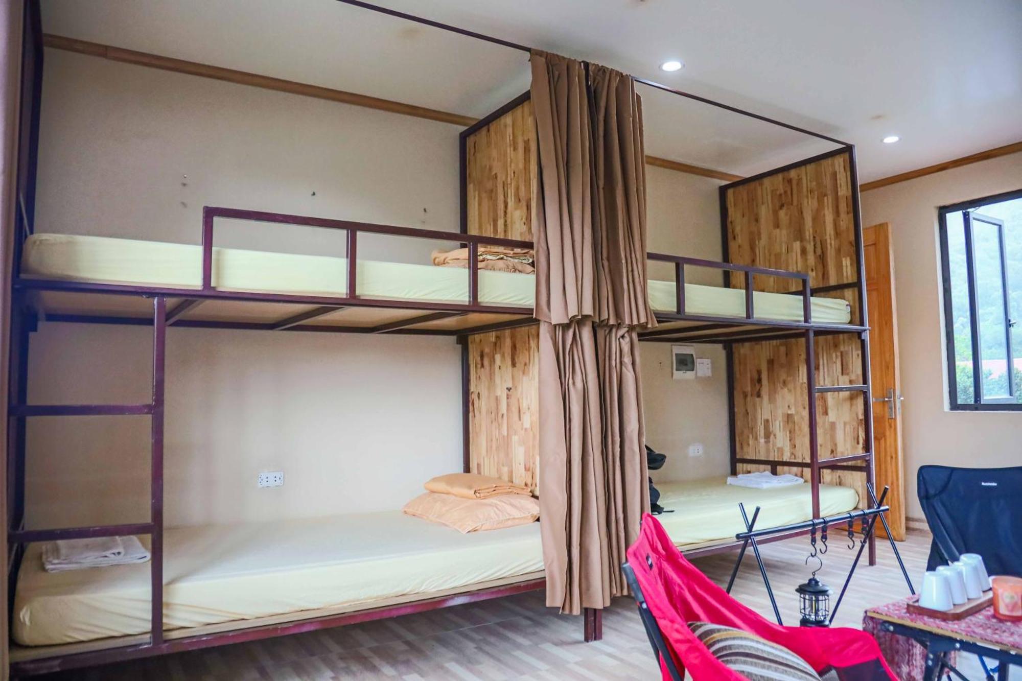 Republic Hostel Cat Ba Xuan Dam 외부 사진